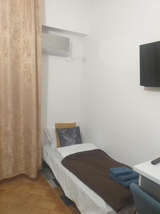 Nice Studio In Old Town Bukarest Exterior foto