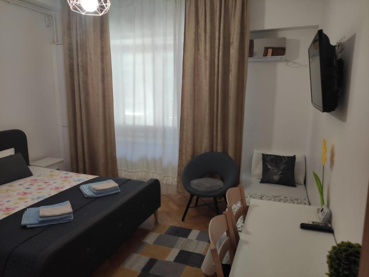 Nice Studio In Old Town Bukarest Exterior foto